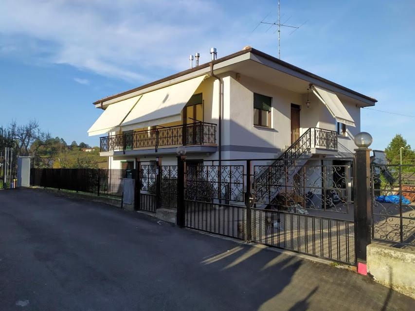 Astixio Villa San Damiano d'Asti Exterior photo